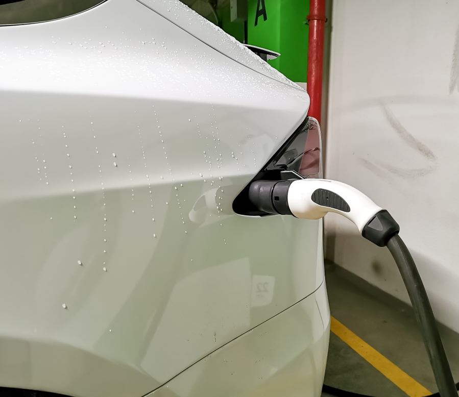 How Dangerous Are Teslas The Truth Behind The Headlines William D